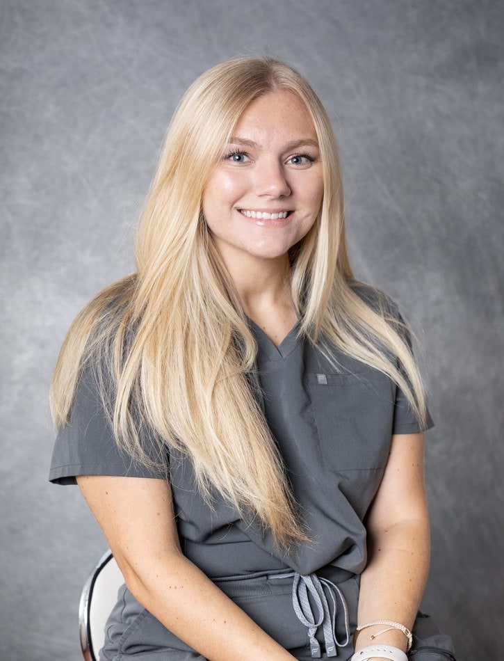 Cheyanne, Dental Receptionist at Victus Dental in Pensacola, FL