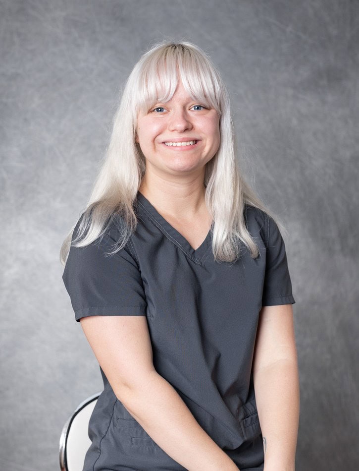 Madison, Dental Assistant at Victus Dental in Pensacola, FL